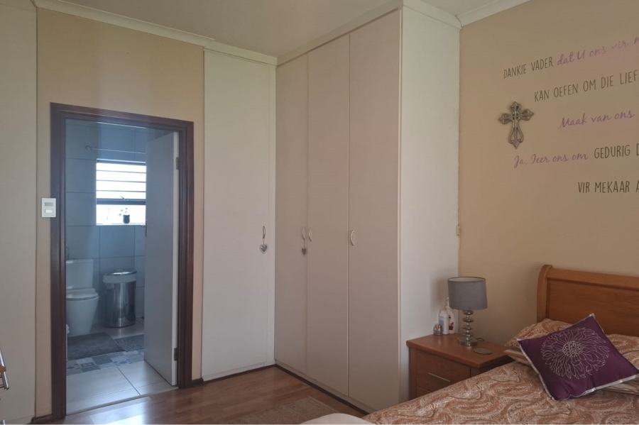 3 Bedroom Property for Sale in Rooi Rivier Rif Western Cape